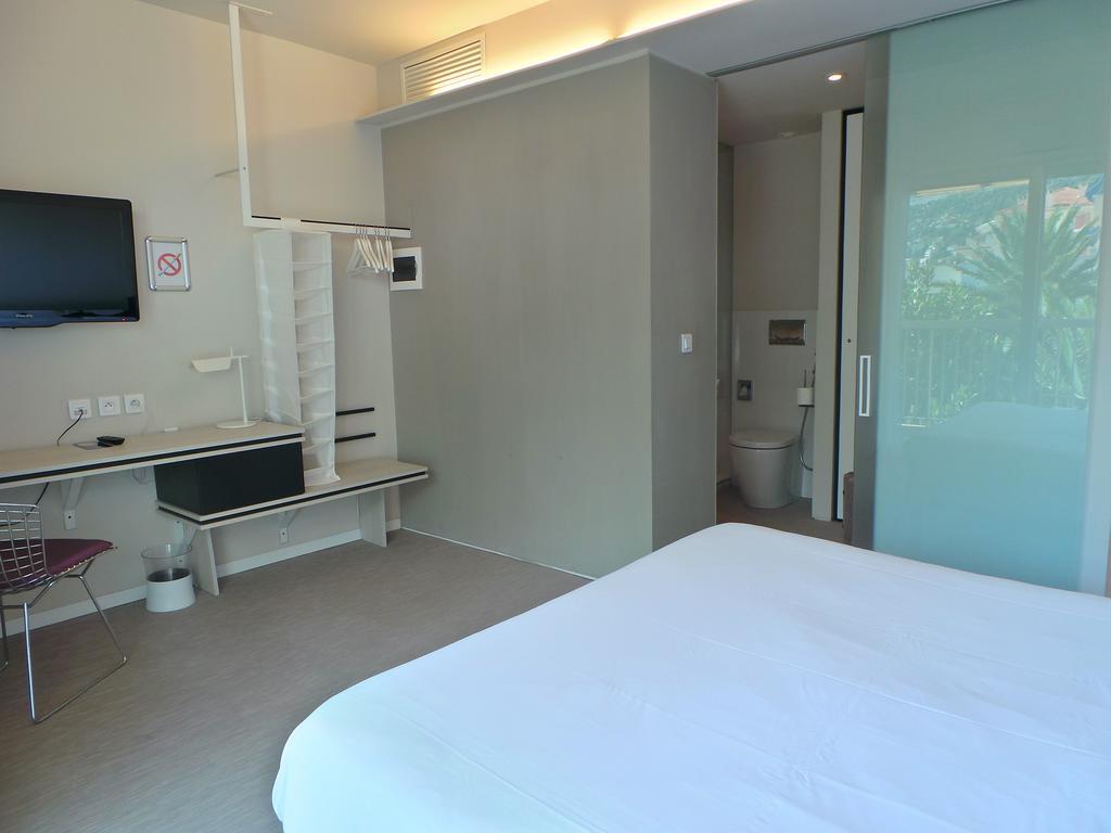 Palm Garavan Hotel